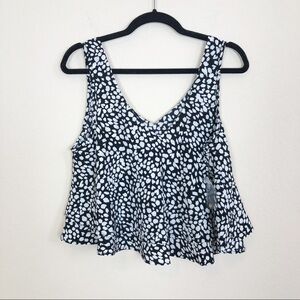 New Bar III V-neck Tiered Ruffle Crop Top in Black and White Spots M